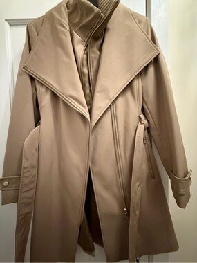 NWOT Calvin KleinWomen’s Beige Trench Coat Jacket
